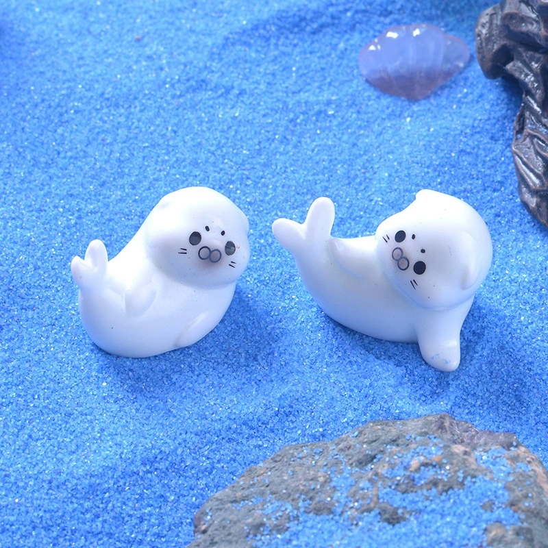 Aquarium Fish Quarantine - Mini Sea Lion Figurines for Micro